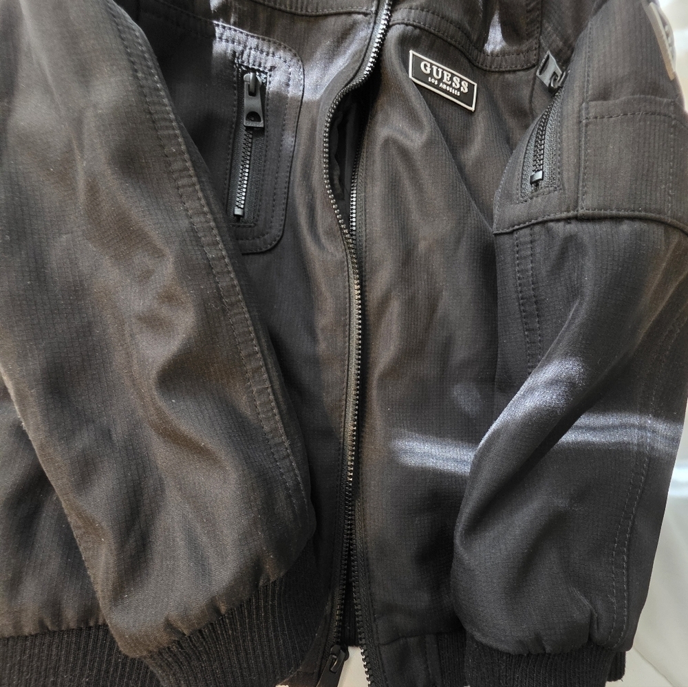 GUESS Black Kid's Bomber Jacket with Zip Pockets Size 4t - Picture 4 of 9